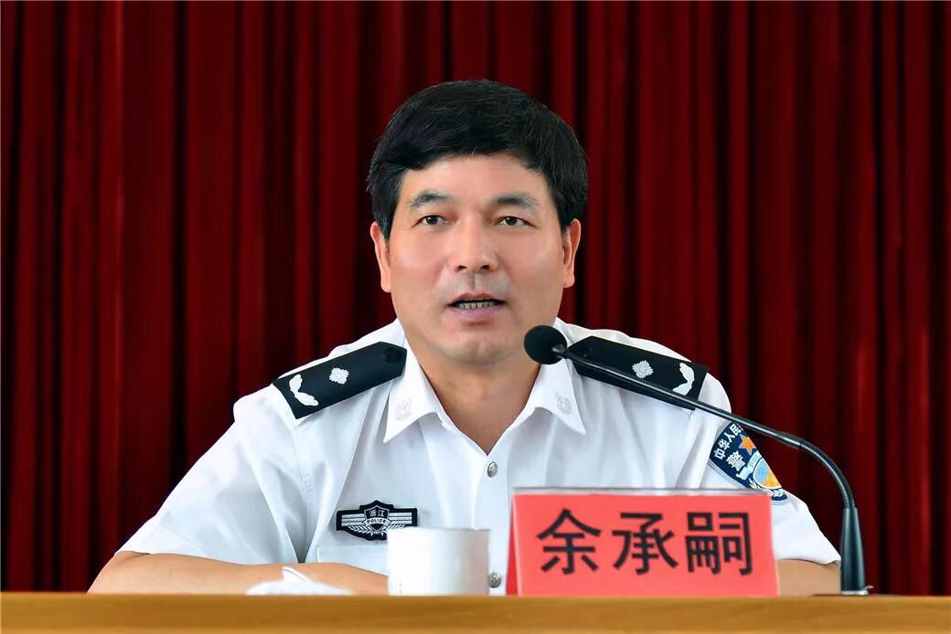 创建枫桥式公安派出所阳明街道率先成立红袖章群防群治队伍